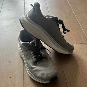 Avia Men's Gray Athletic Shoes 9X